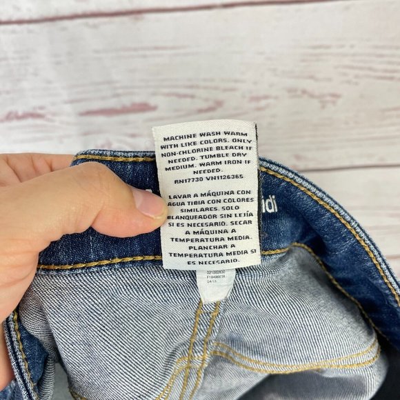 Ava & Viv Women's Blue Denim Power Stretch Midi Roll Cuff Shorts Plus Size 18W - Picture 6 of 9